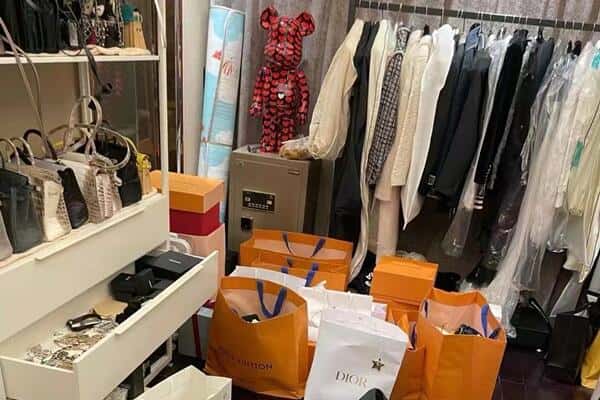 兴安盟阿尔山回收一线品牌衣服
